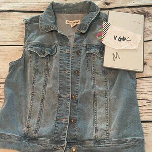 Ladies sleeveless jean jacket